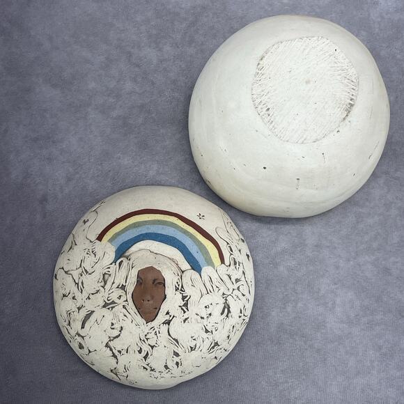 c.1995 Jude Holdsworth Rainbow Face Trinket Box 5.5" x 5" Art Pottery No Stamp - Picture 10 of 12